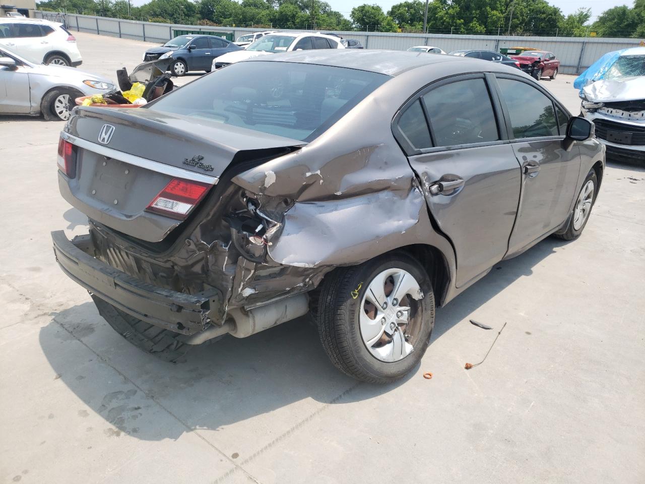 Photo 4 from auction – 2013 HONDA CIVIC LX with VIN 2HGFB2F51DH567307