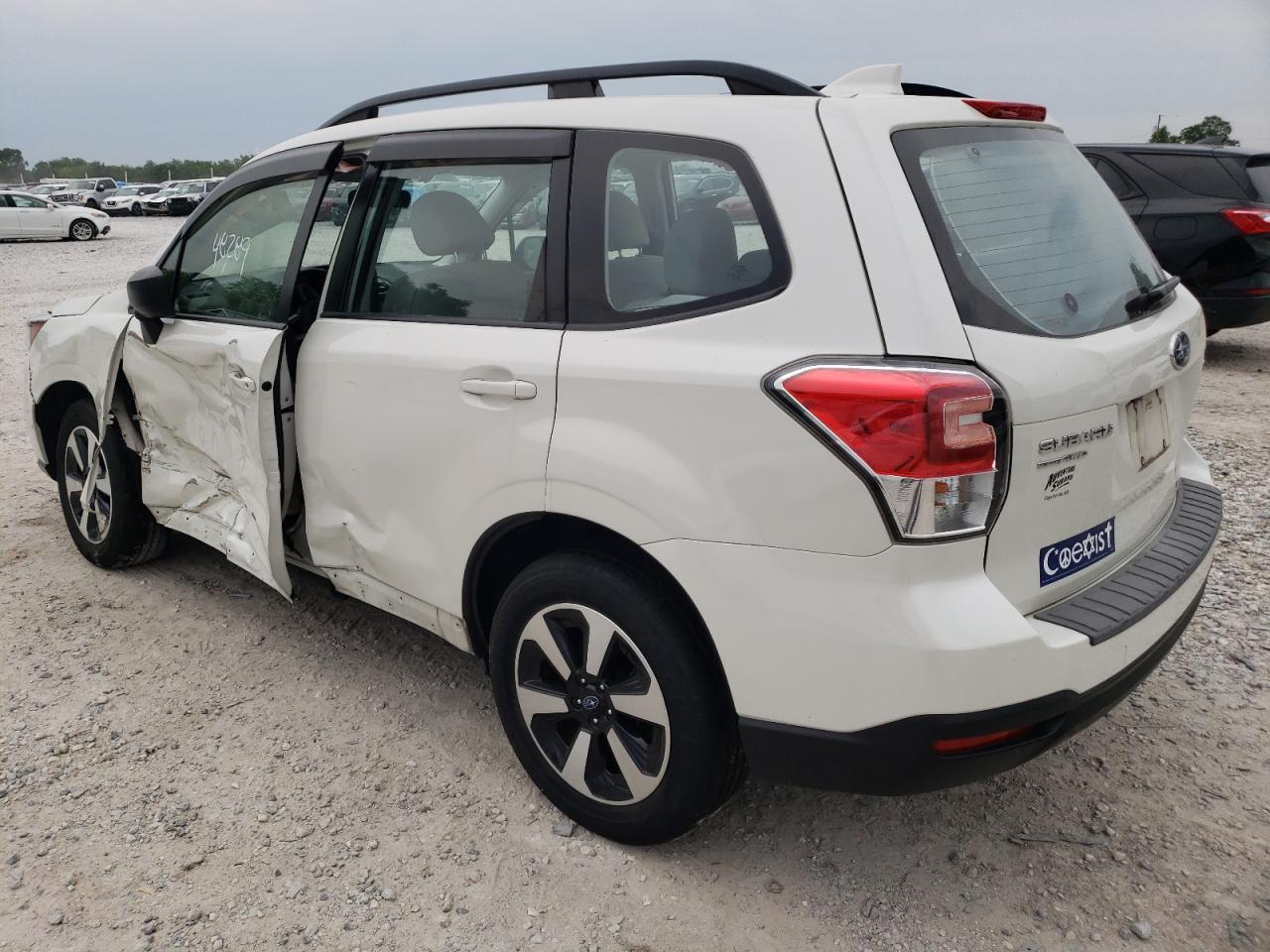 Photo 3 from auction – 2018 SUBARU FORESTER 2 with VIN JF2SJABC2JH406577