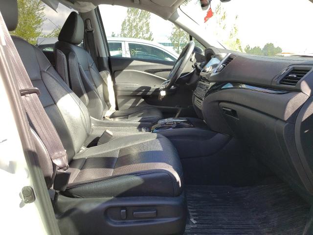 Photo 5 from auction – 2017 HONDA PILOT TOUR with VIN 5FNYF6H94HB506063