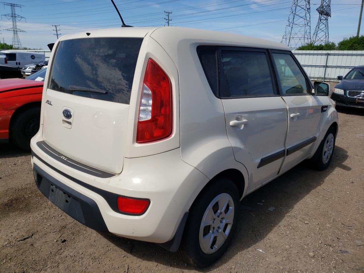 Photo 4 from auction – 2012 KIA SOUL with VIN KNDJT2A51C7428060