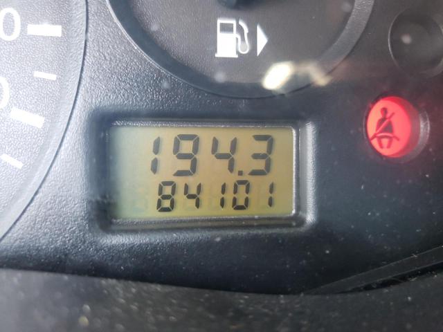 Photo 2 from auction – 2001 FORD FOCUS LX with VIN 1FAFP33PX1W198834