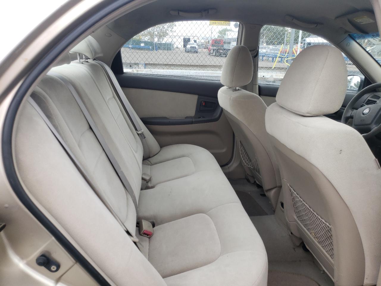Photo 6 from auction – 2006 KIA SPECTRA5 5 with VIN KNAFE121865328931