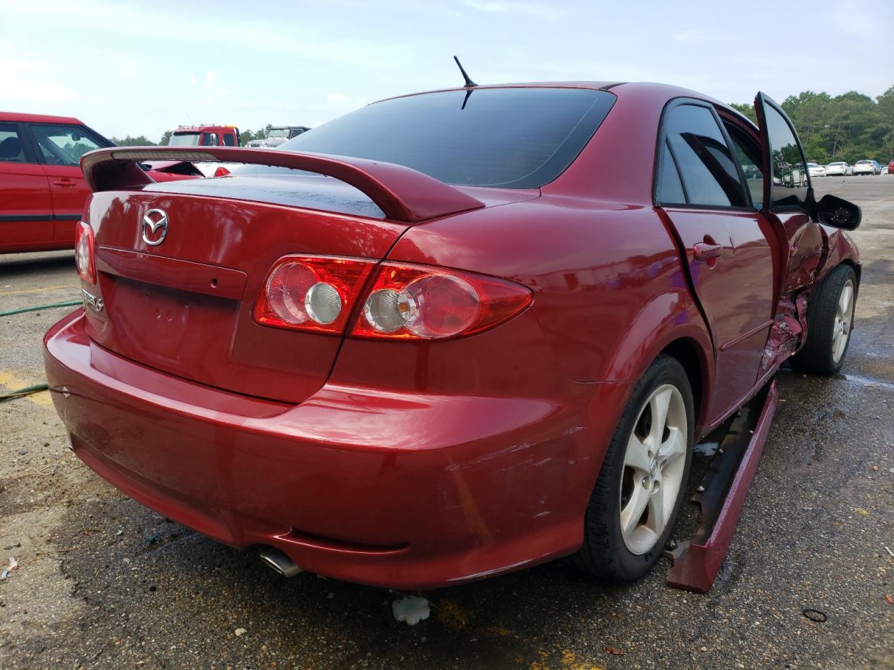 Photo 4 from auction – 2005 MAZDA 6 S with VIN 1YVHP80D255M21240