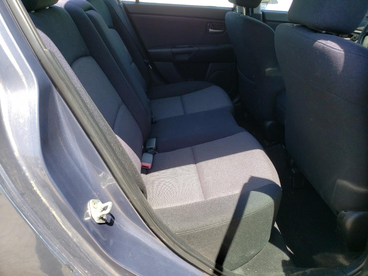 Photo 6 from auction – 2007 MAZDA 3 I with VIN JM1BK12F371636734