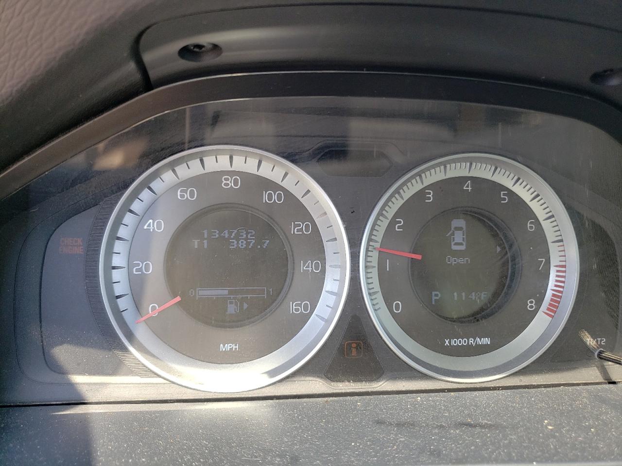 Photo 8 from auction – 2013 VOLVO S60 T5 with VIN YV1612FS4D2234352