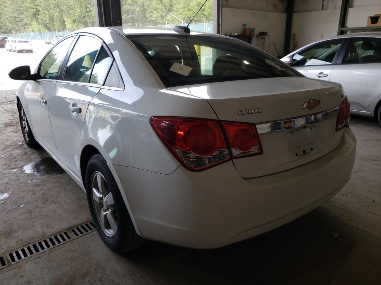 Photo 3 from auction – 2015 CHEVROLET CRUZE LT with VIN 1G1PC5SB2F7143235