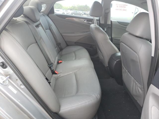 Photo 6 from auction – 2014 HYUNDAI SONATA HYB with VIN KMHEC4A41EA112700