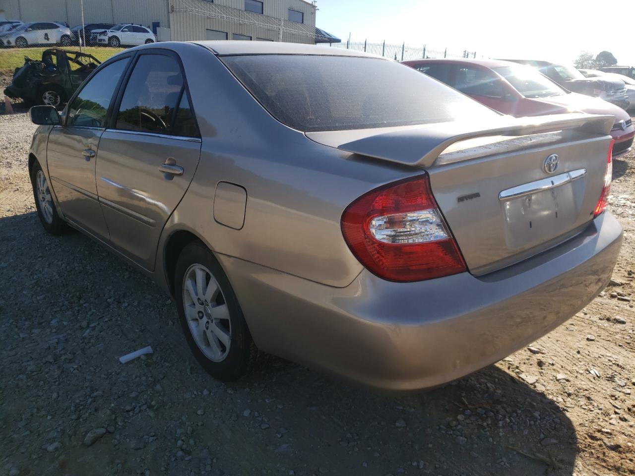 Photo 3 from auction – 2004 TOYOTA CAMRY LE with VIN 4T1BF32K44U578362