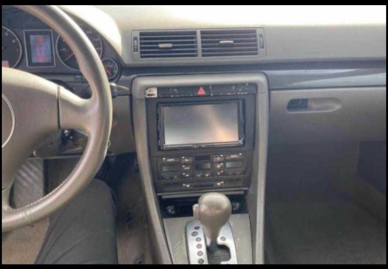 Photo 9 from auction – 2004 AUDI A4 1.8T with VIN WAUJC68E74A052818