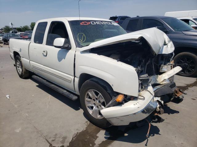 CHEVROLET SILVERADO 2003 with VIN 2GCEC19VX31176404 - Photo from auction