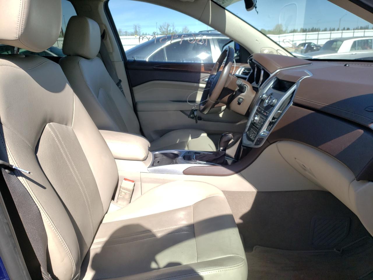 Photo 5 from auction – 2012 CADILLAC SRX PREMIU with VIN 3GYFNFE35CS527265