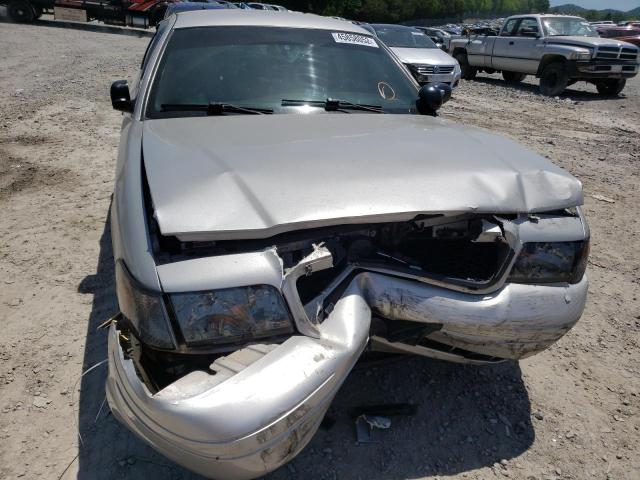 Photo 9 from auction – 2011 FORD CROWN VICT with VIN 2FABP7BV6BX181265