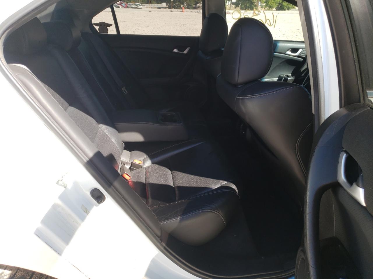 Photo 6 from auction – 2012 ACURA TSX with VIN JH4CU2F49CC030235