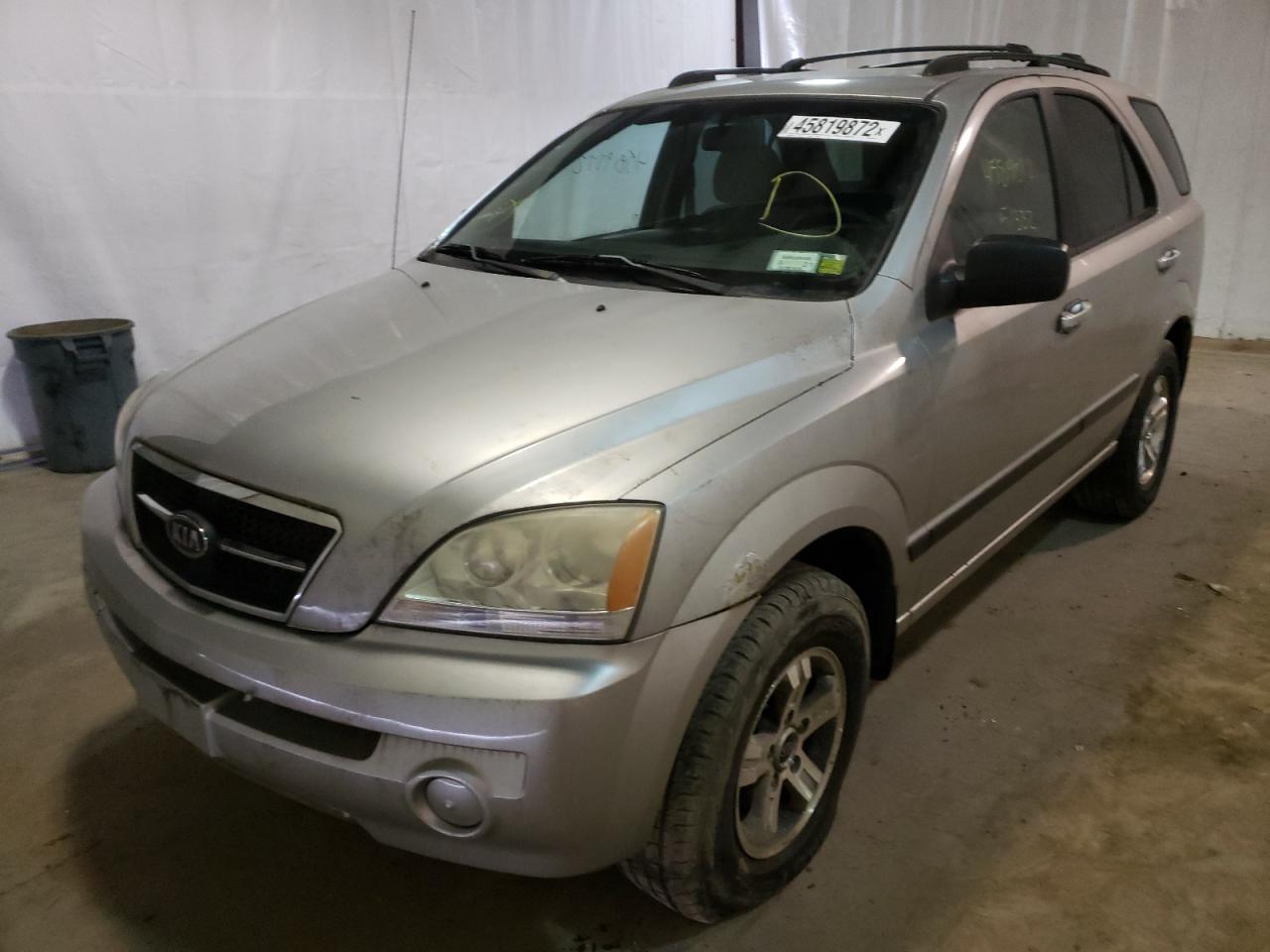 Photo 2 from auction – 2004 KIA SORENTO EX with VIN KNDJC733445229607