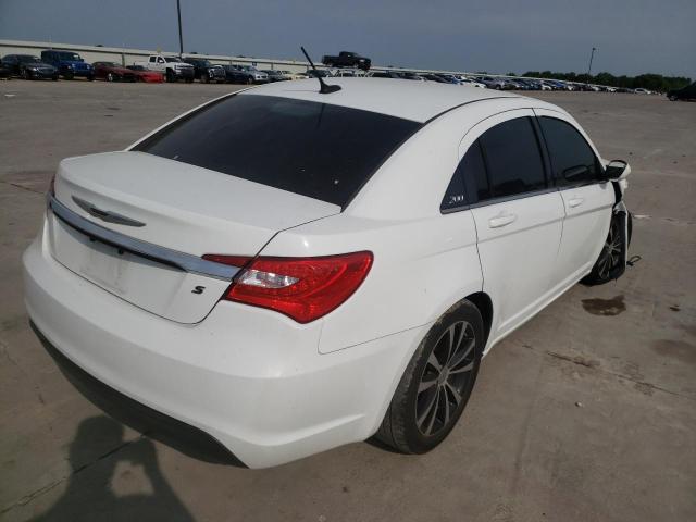 Photo 4 from auction – 2014 CHRYSLER 200 TOURIN with VIN 1C3CCBBG9EN151668