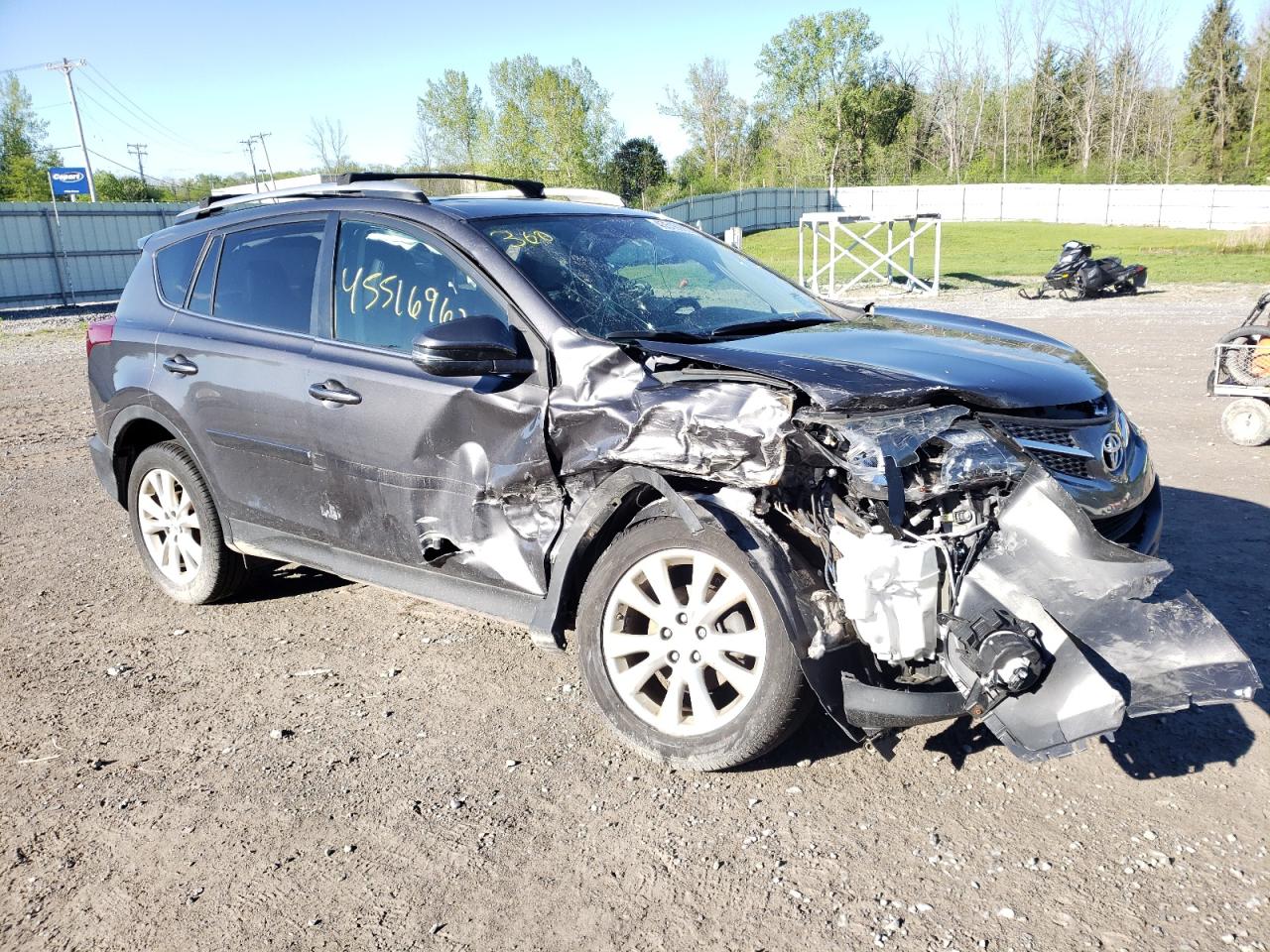 Photo 9 from auction – 2015 TOYOTA RAV4 LIMIT with VIN 2T3DFREVXFW344058