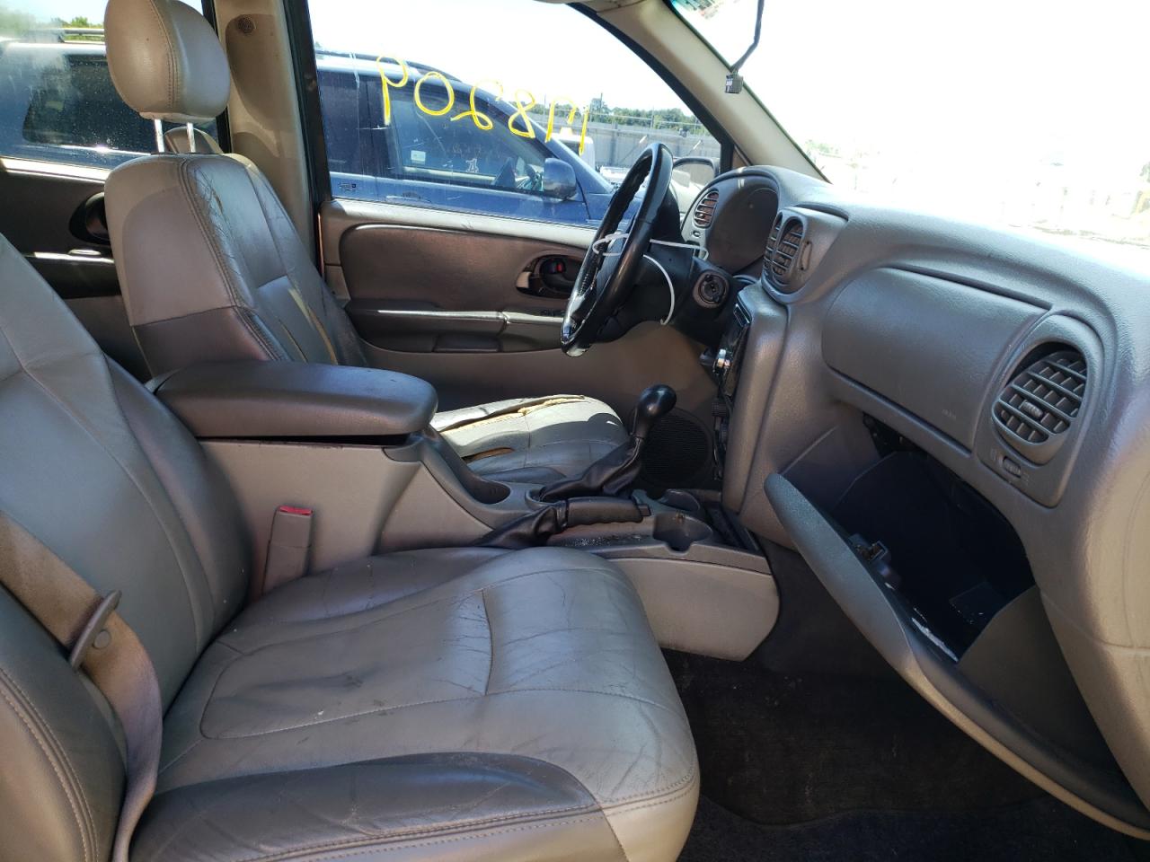 Photo 5 from auction – 2004 CHEVROLET TRAILBLAZE with VIN 1GNDS13S742186393