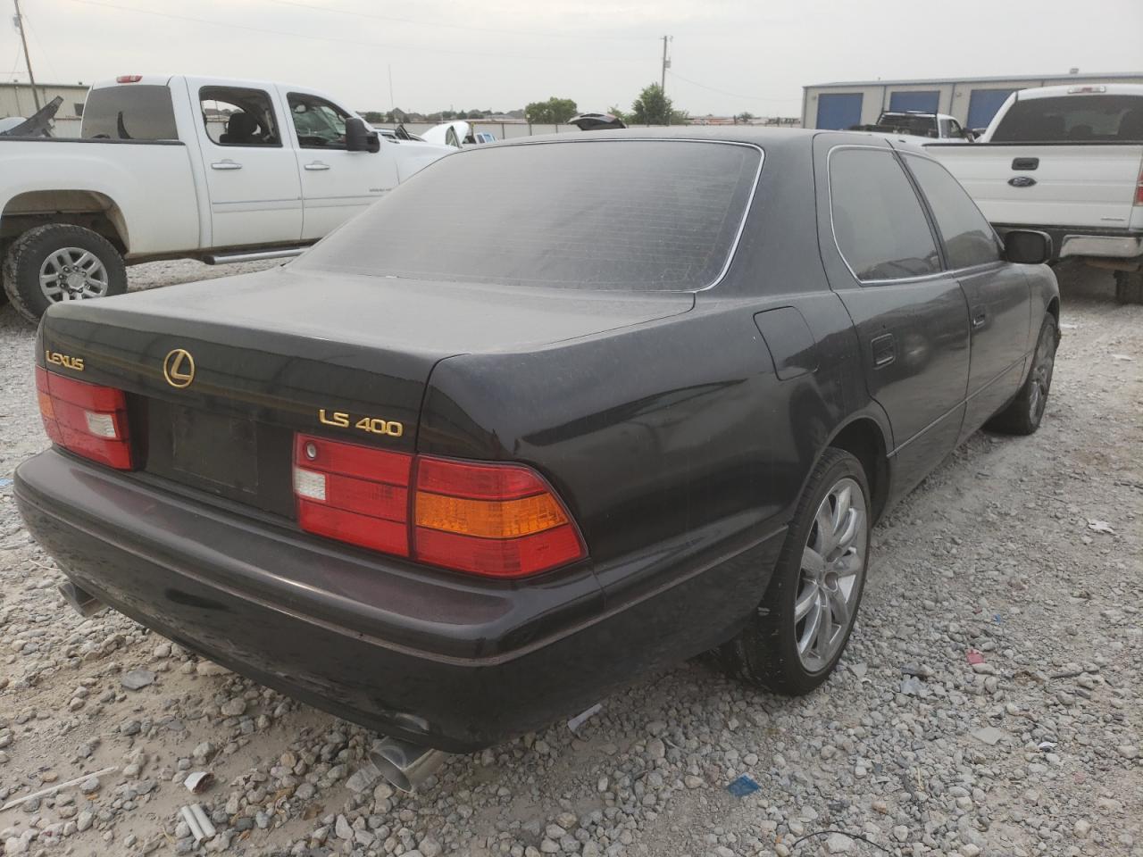 Photo 4 from auction – 2000 LEXUS LS 400 with VIN JT8BH28F1Y0170786