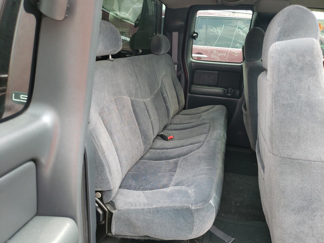 Photo 6 from auction – 2001 CHEVROLET silverado with VIN 2GCEC19TX11297039