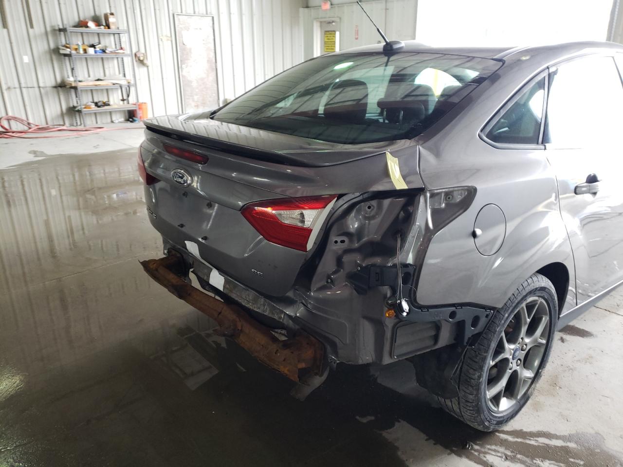 Photo 9 from auction – 2013 FORD FOCUS SE with VIN 1FADP3F21DL348679