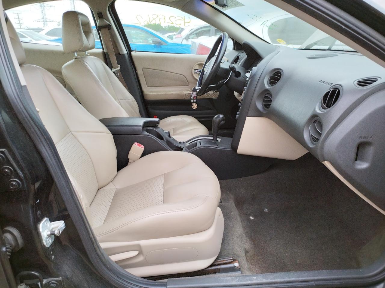 Photo 5 from auction – 2004 PONTIAC GRAND PRIX with VIN 2G2WS522041100713
