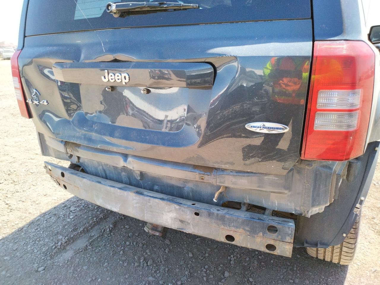 Photo 9 from auction – 2015 JEEP PATRIOT with VIN 1C4NJRAB3FD282370
