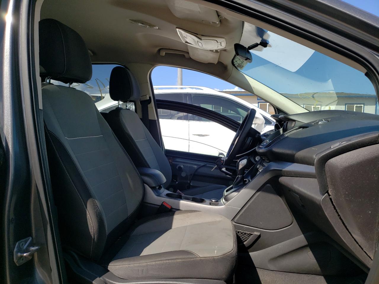 Photo 5 from auction – 2014 FORD ESCAPE SE with VIN 1FMCU0G97EUE13972