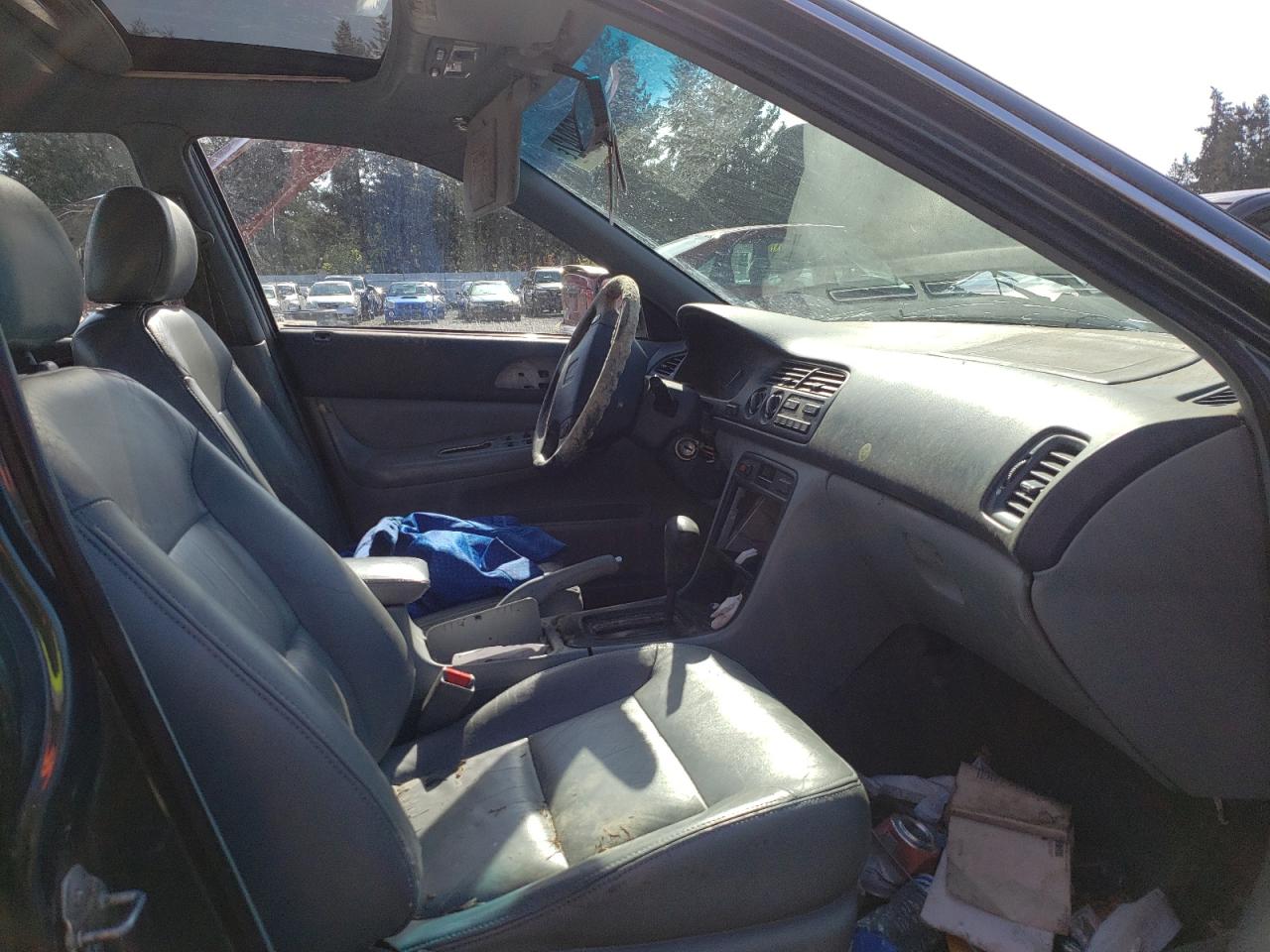 Photo 5 from auction – 1997 HONDA ACCORD EX with VIN 1HGCD5665VA248807