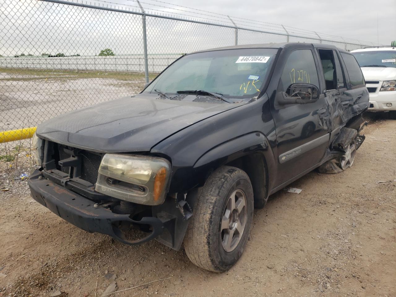 Photo 2 from auction – 2004 CHEVROLET TRAILBLAZE with VIN 1GNDS13S242143872