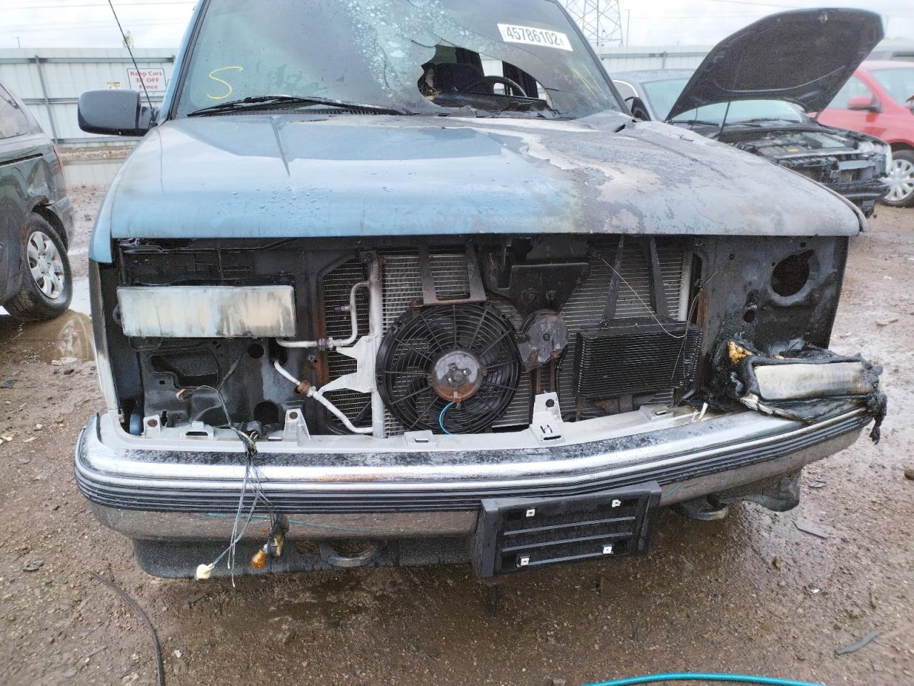 Photo 20 from auction – 1997 GMC SUBURBAN C with VIN 1GKGC26J7VJ710374