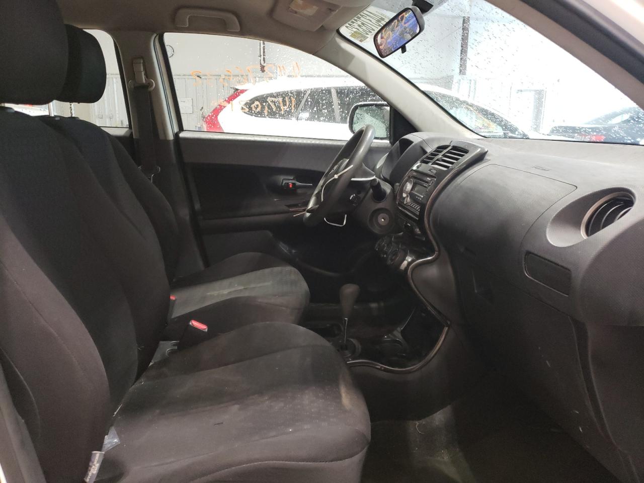 Photo 5 from auction – 2010 TOYOTA SCION XD with VIN JTKKU4B41AJ058577