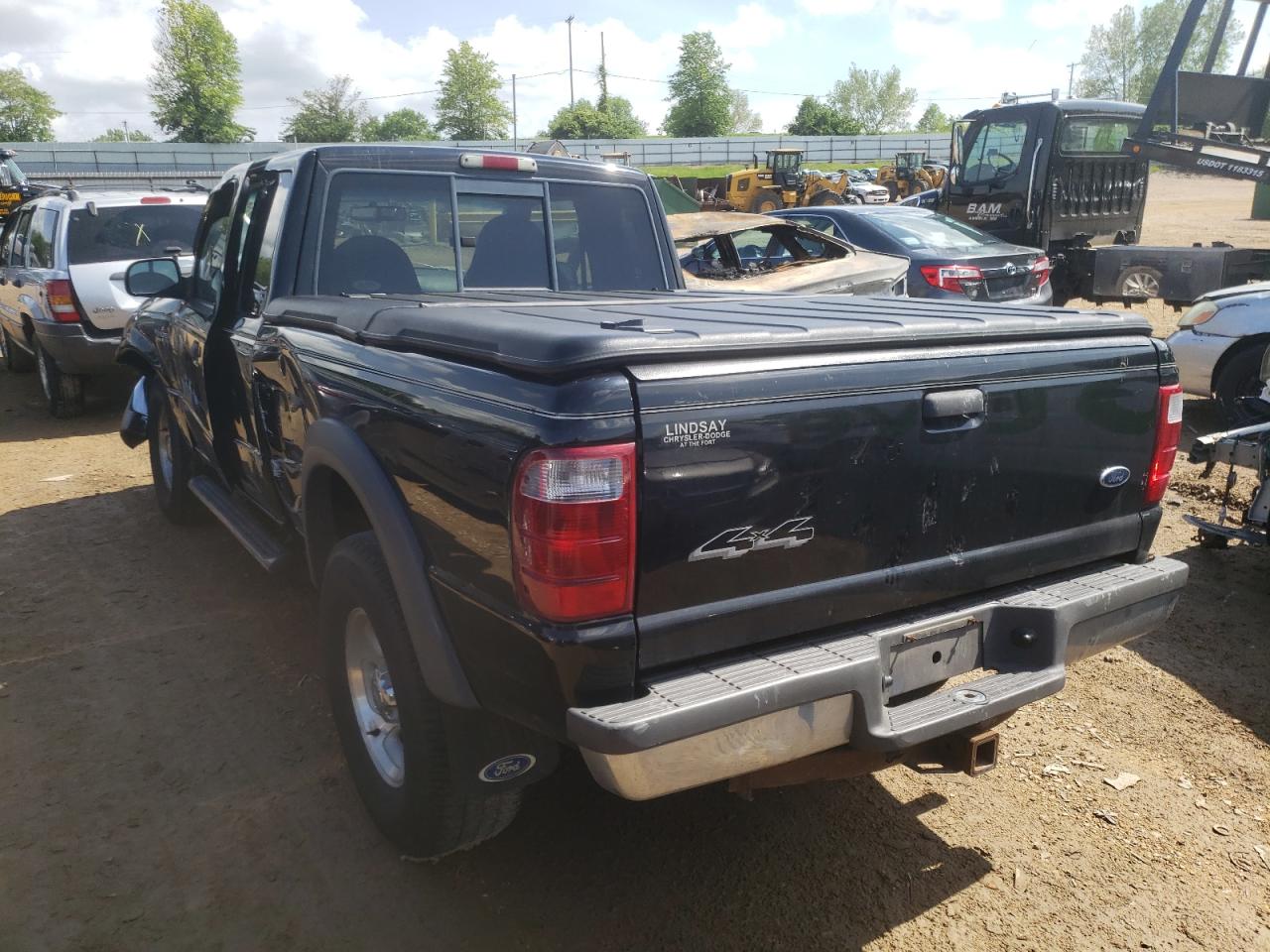 Photo 3 from auction – 2002 FORD RANGER SUP with VIN 1FTZR45E02PB32095