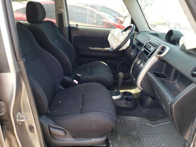 Photo 5 from auction – 2006 TOYOTA SCION with VIN JTLKT324964043114