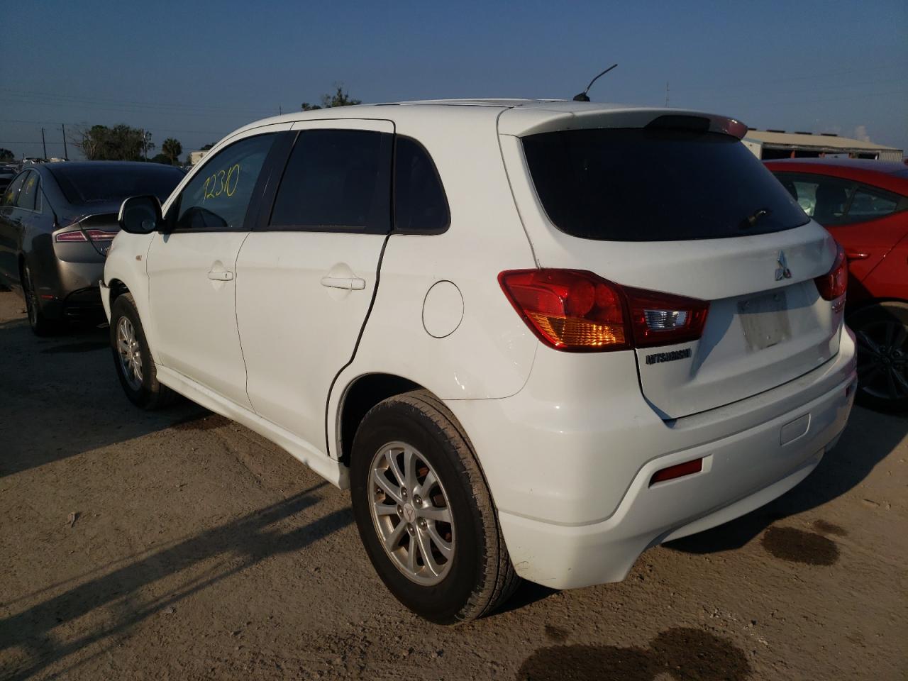 صورة رقم 3 من المزاد - 2011 MITSUBISHI OUTLANDER مع VIN JA4AP3AU3BZ017192