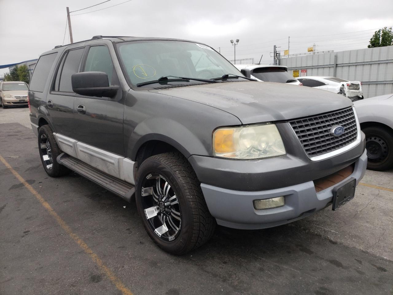 Photo 14 from auction – 2003 FORD EXPEDITION with VIN 1FMRU15W03LC17822