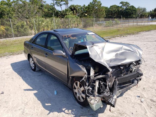 TOYOTA CAMRY LE 2004 with VIN 4T1BE32K74U835047 - Photo from auction