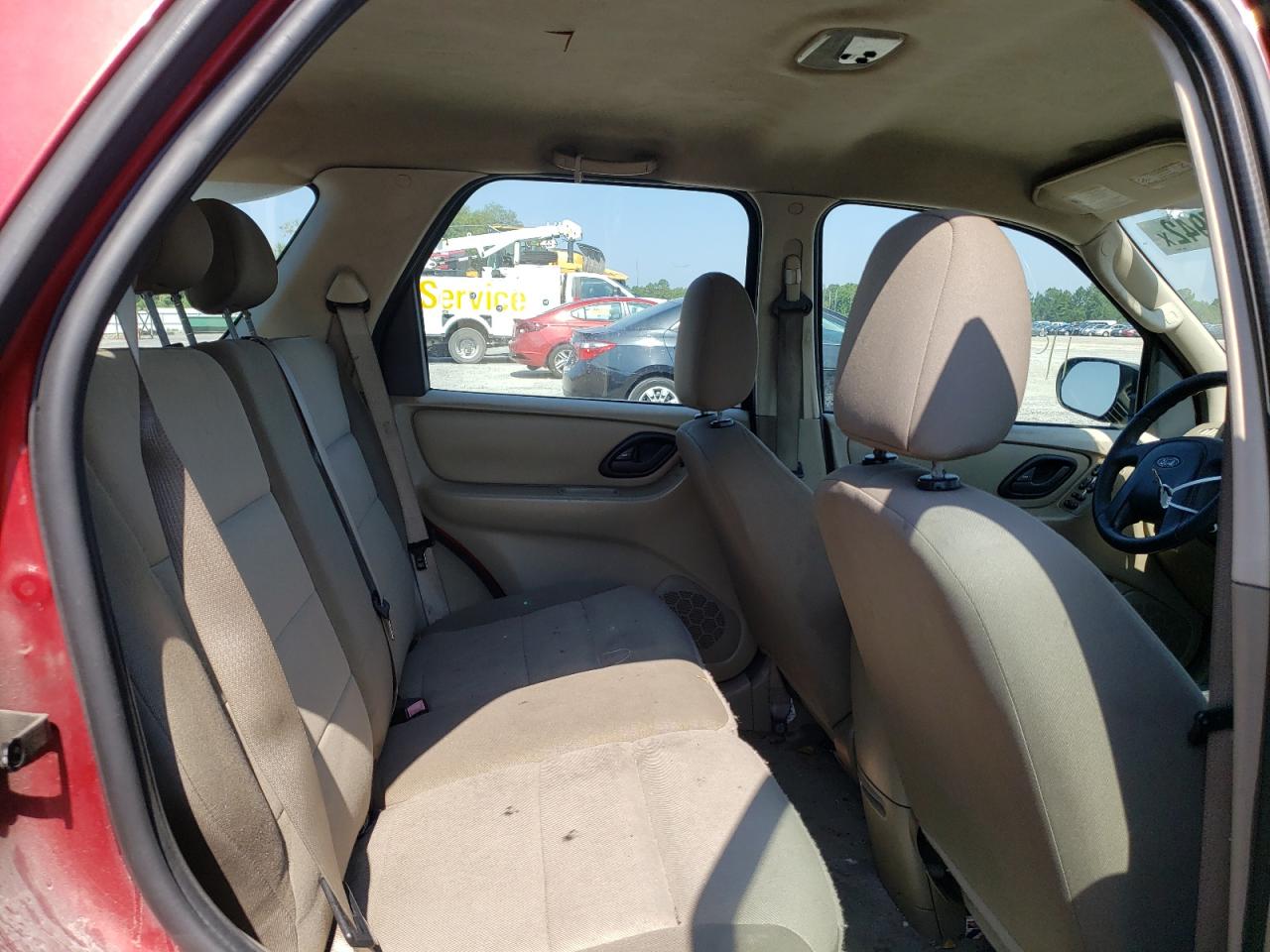 Photo 6 from auction – 2006 FORD ESCAPE XLS with VIN 1FMYU02Z36KD03088