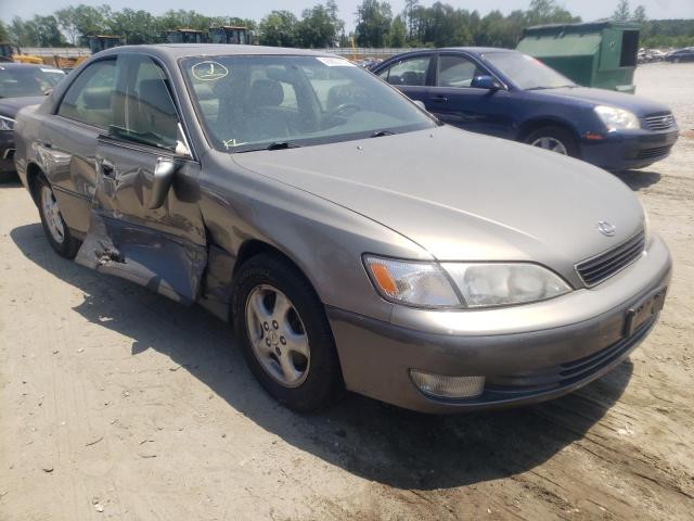LEXUS ES 300 1997 with VIN JT8BF22G2V0075348 - Photo from auction