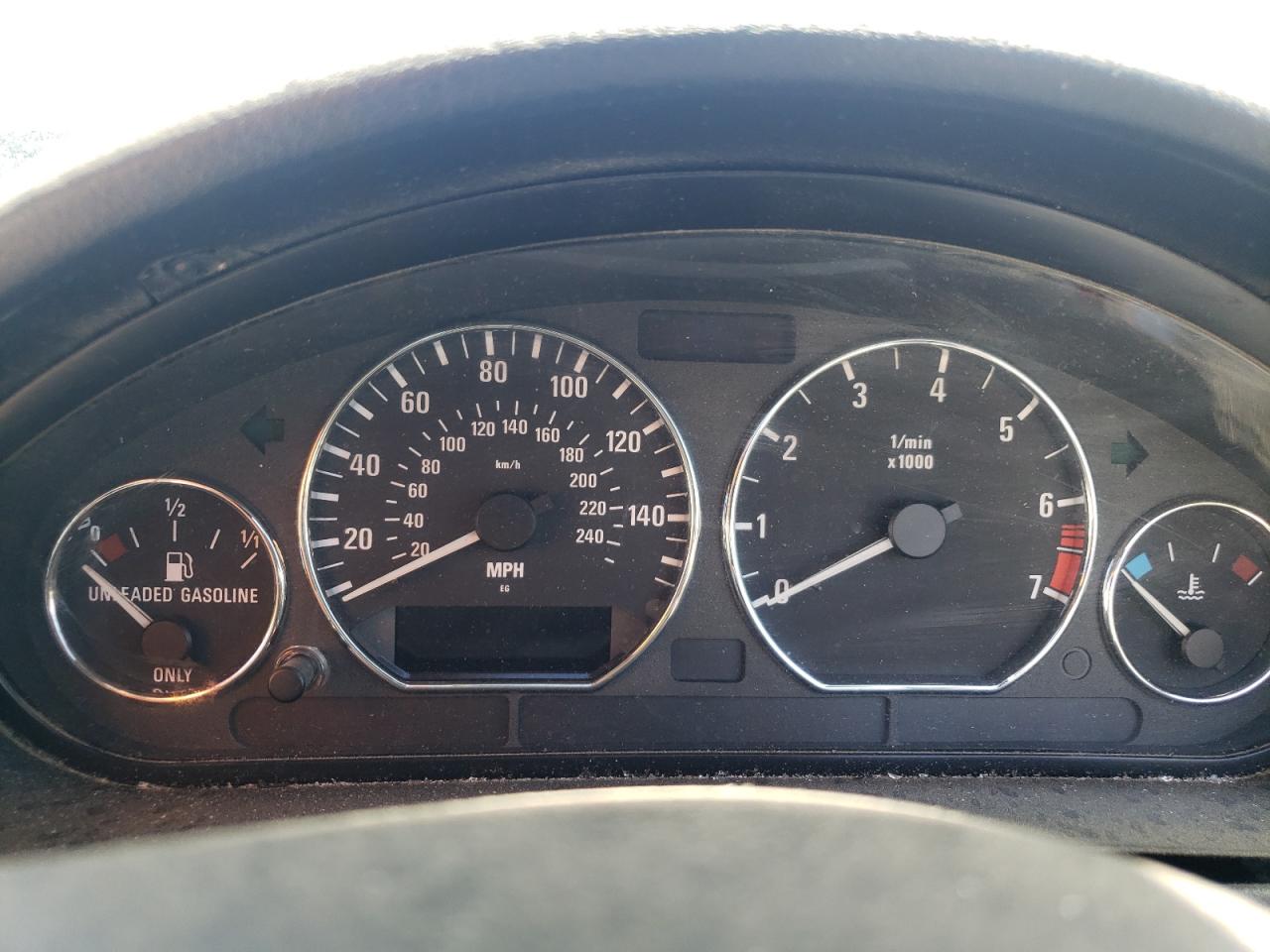 Photo 8 from auction – 2001 BMW Z3 3.0 with VIN WBACN53491LJ59364