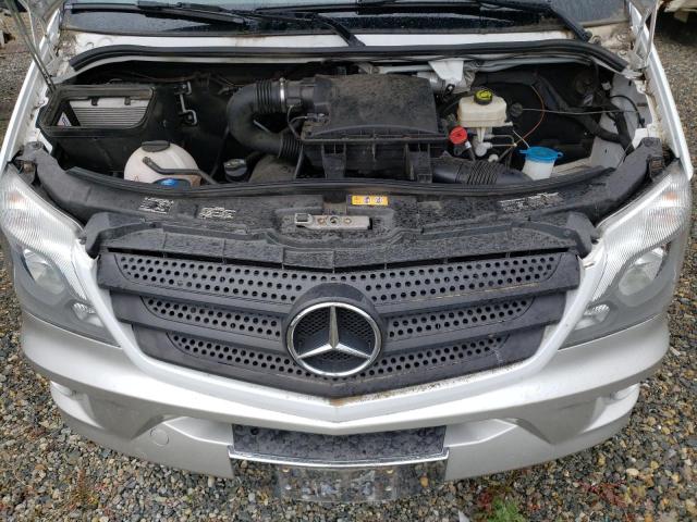 Photo 7 from auction – 2015 WINNEBAGO MINNIEWINN with VIN WDAPF4CC6F9599200