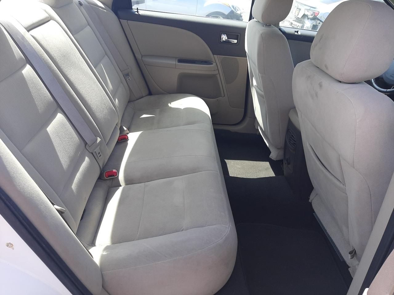 Photo 6 from auction – 2008 FORD TAURUS SEL with VIN 1FAHP24W48G173943