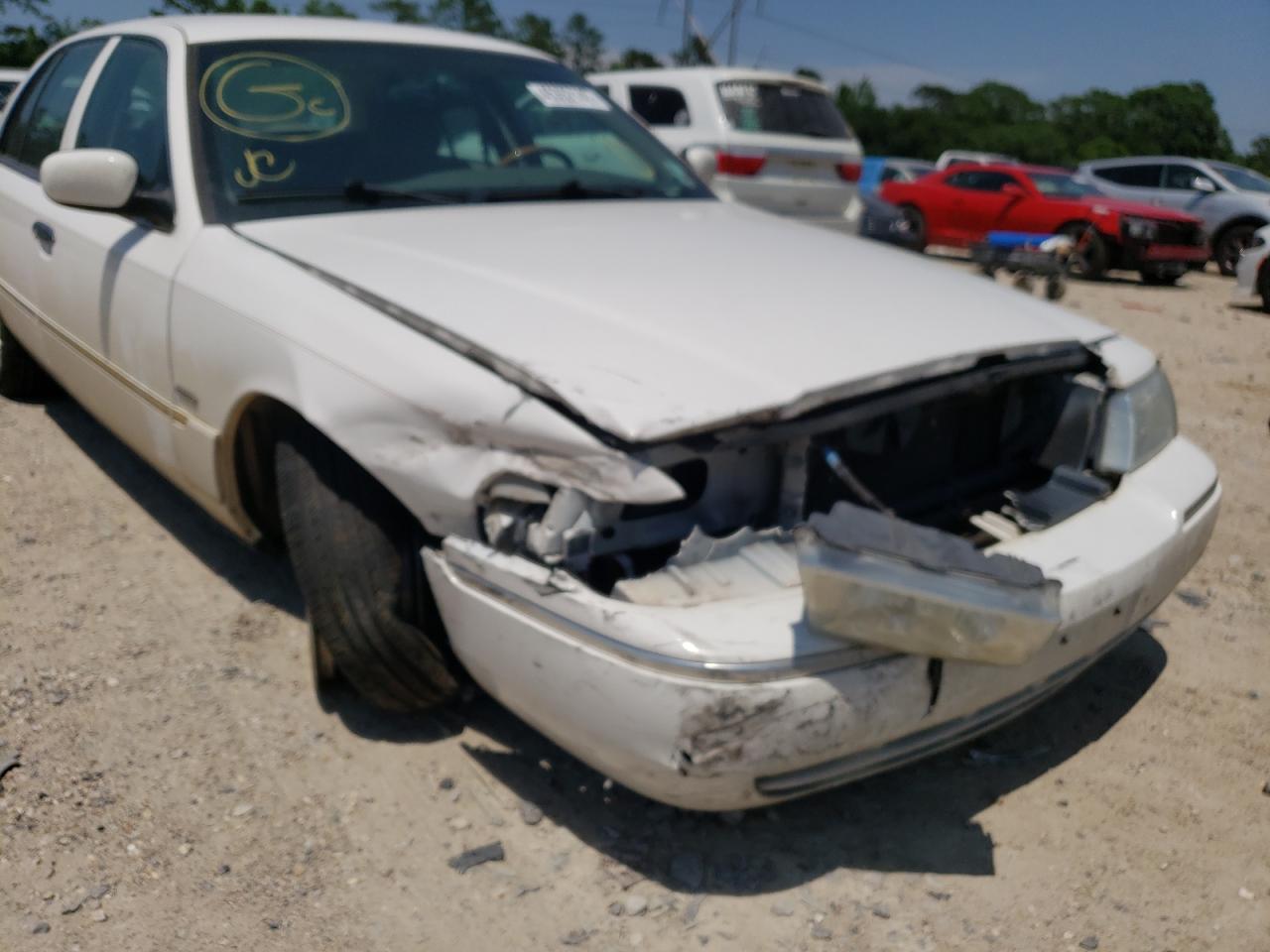 Photo 9 from auction – 2003 MERCURY GRAND MARQ with VIN 2MEFM75W13X703678