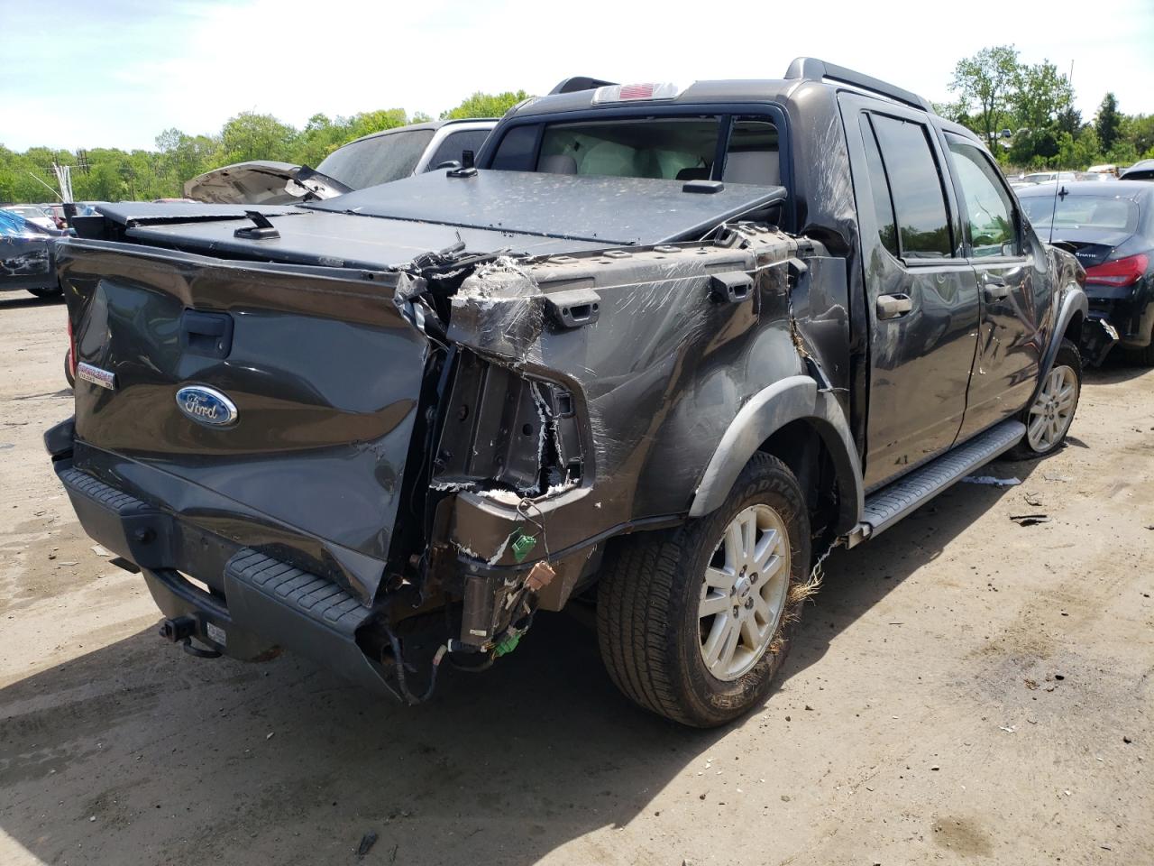 Photo 4 from auction – 2008 FORD EXPLORER S with VIN 1FMEU51E48UA48487