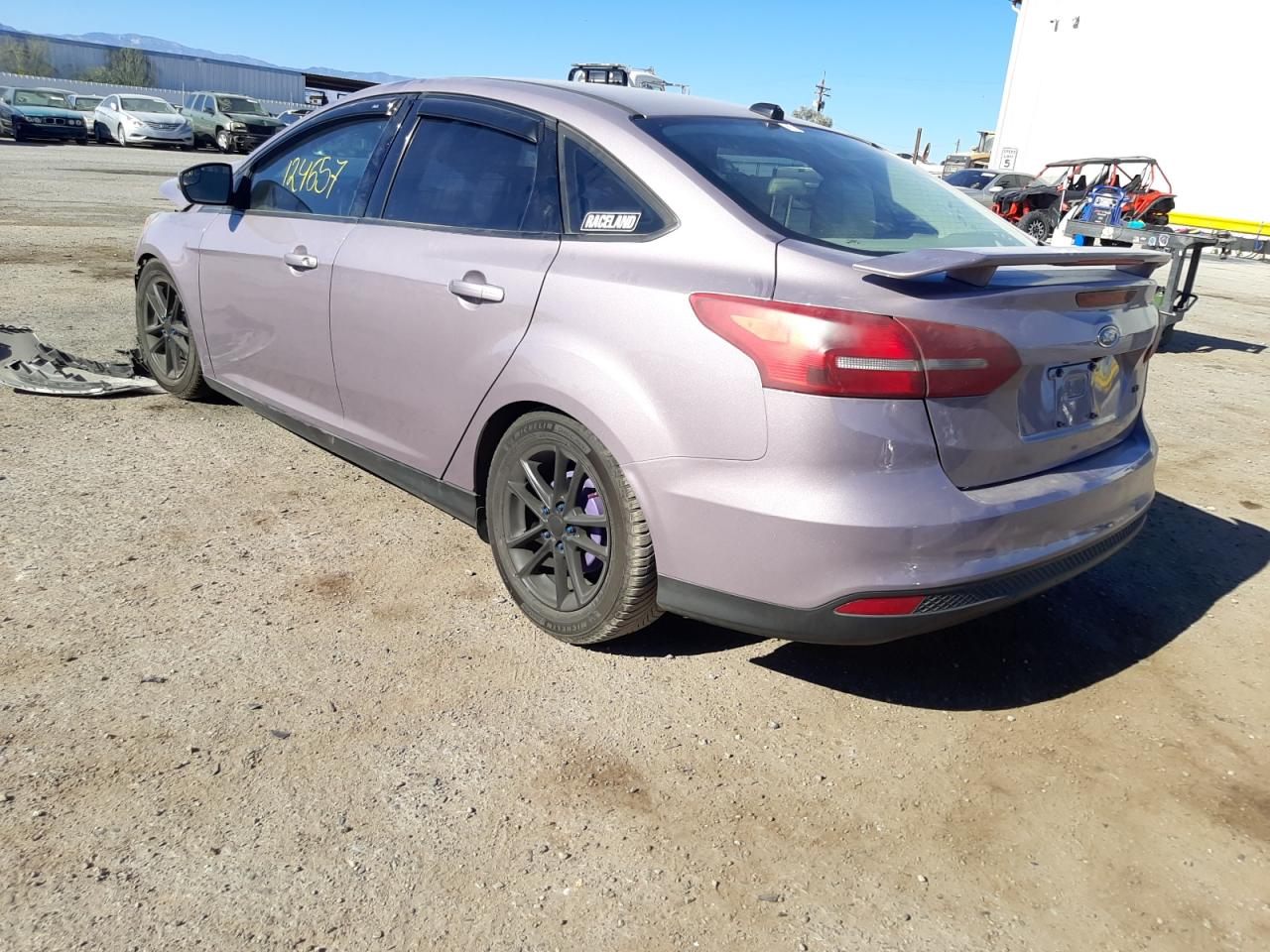 Photo 3 from auction – 2015 FORD FOCUS SE with VIN 1FADP3F29FL243309