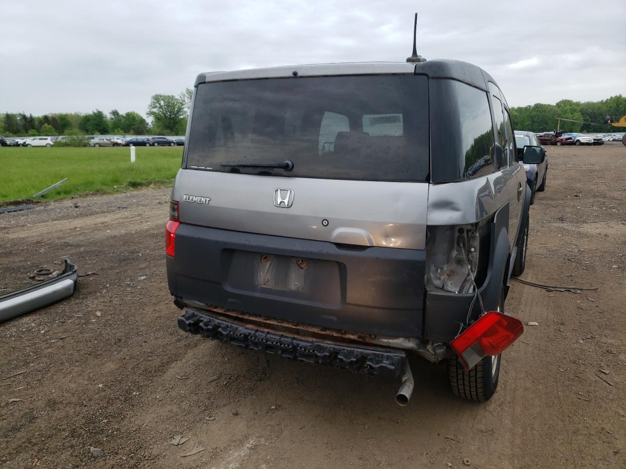 Photo 9 from auction – 2005 HONDA ELEMENT EX with VIN 5J6YH27675L018786