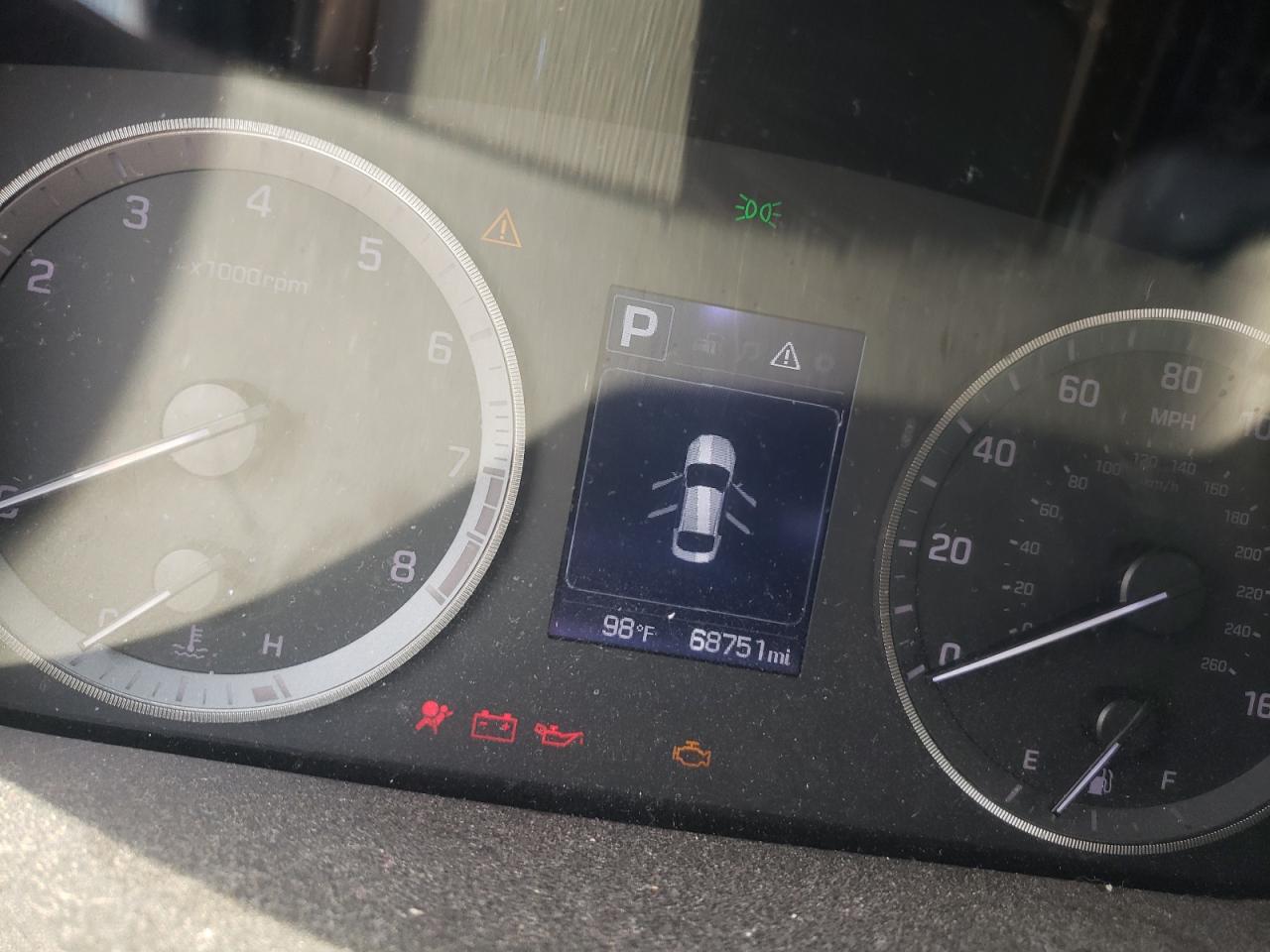 Photo 8 from auction – 2017 HYUNDAI SONATA SE with VIN 5NPE24AF9HH569339