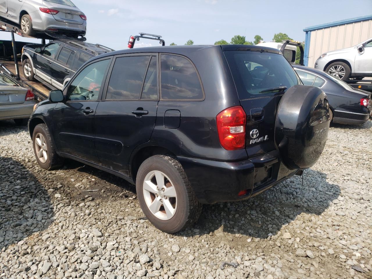 Photo 3 from auction – 2005 TOYOTA RAV4 with VIN JTEGD20V450092386