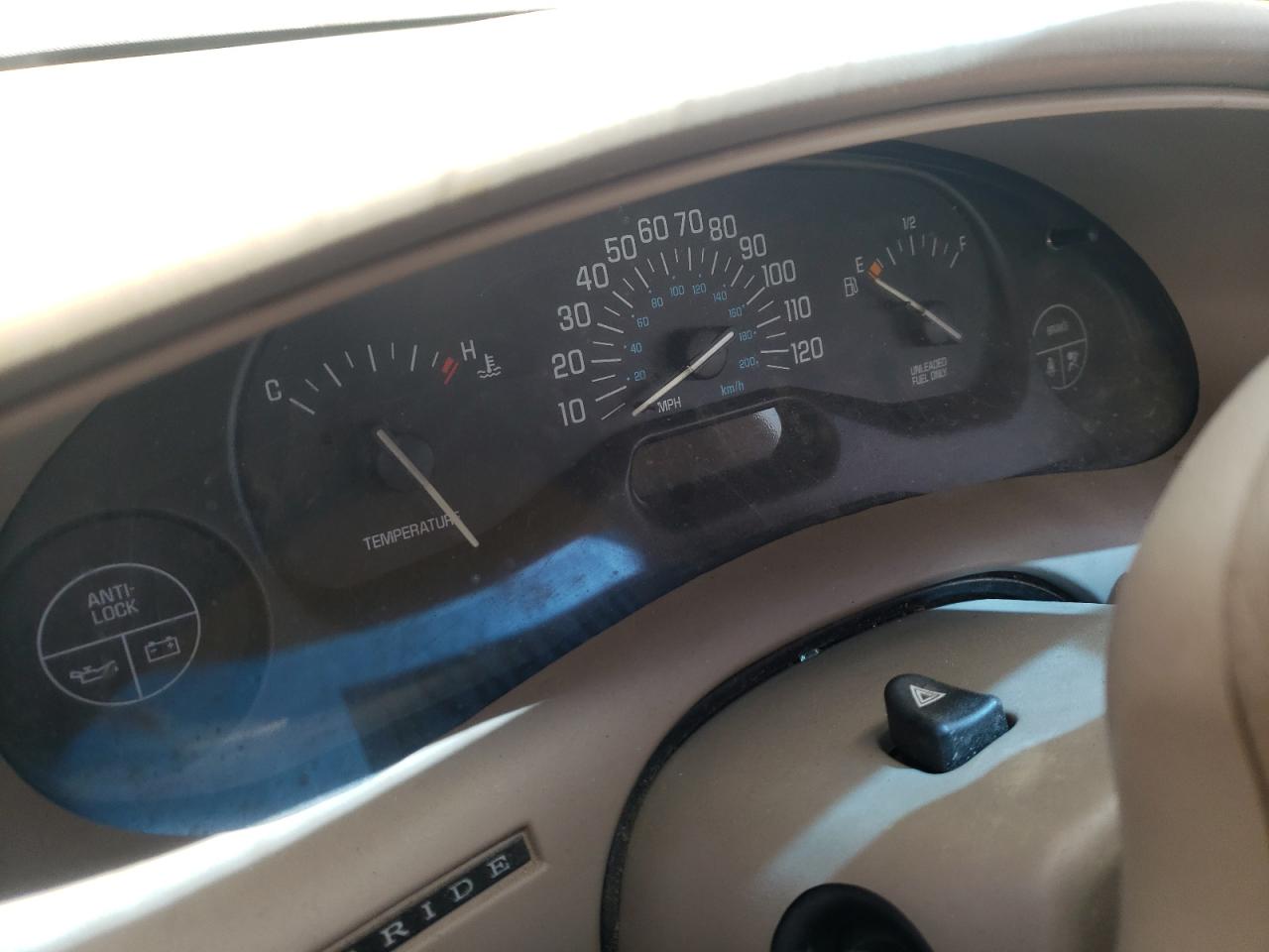 Photo 8 from auction – 1998 BUICK CENTURY LI with VIN 2G4WY52M2W1522153
