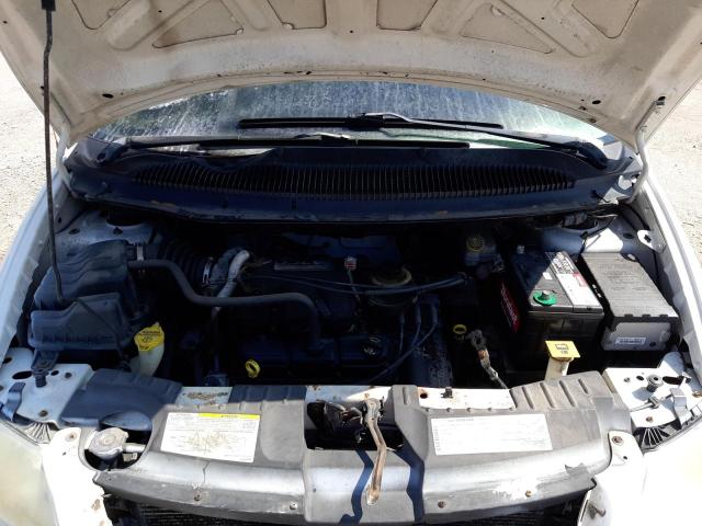 Photo 7 from auction – 2007 CHRYSLER TOWN & COU with VIN 1A4GJ45RX7B263440