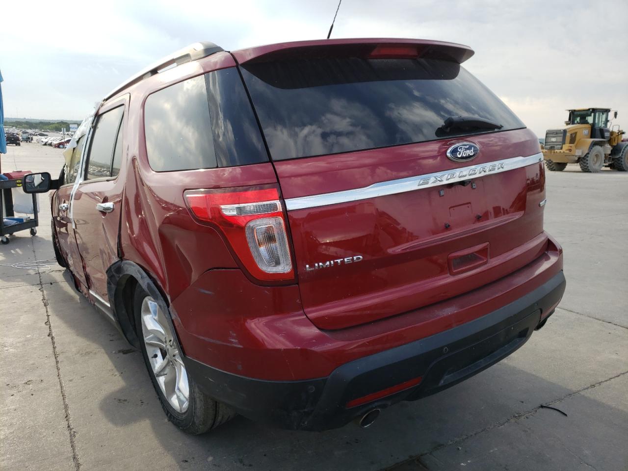 Photo 3 from auction – 2015 FORD EXPLORER L with VIN 1FM5K8F81FGC48961